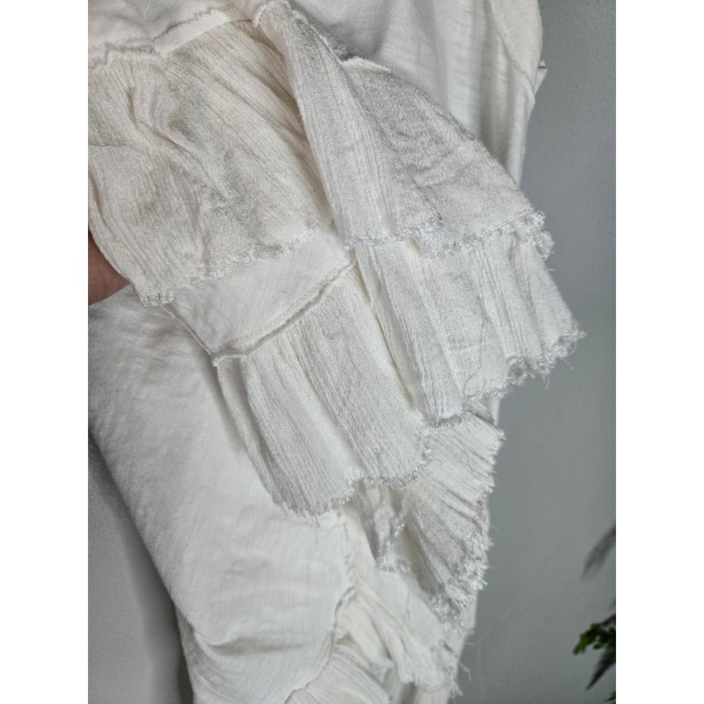 A Beautiful Soul White Ruffle Hem Tank Top Boho Flowy Sleeveless Tunic - Picture 4 of 7